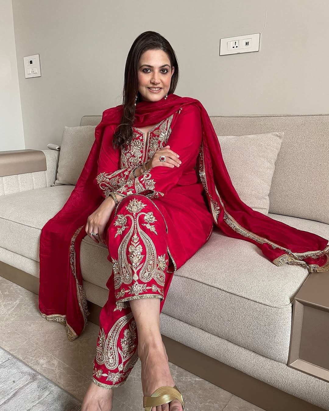 Maverick Fusion Top-Bottom and Dupatta Set